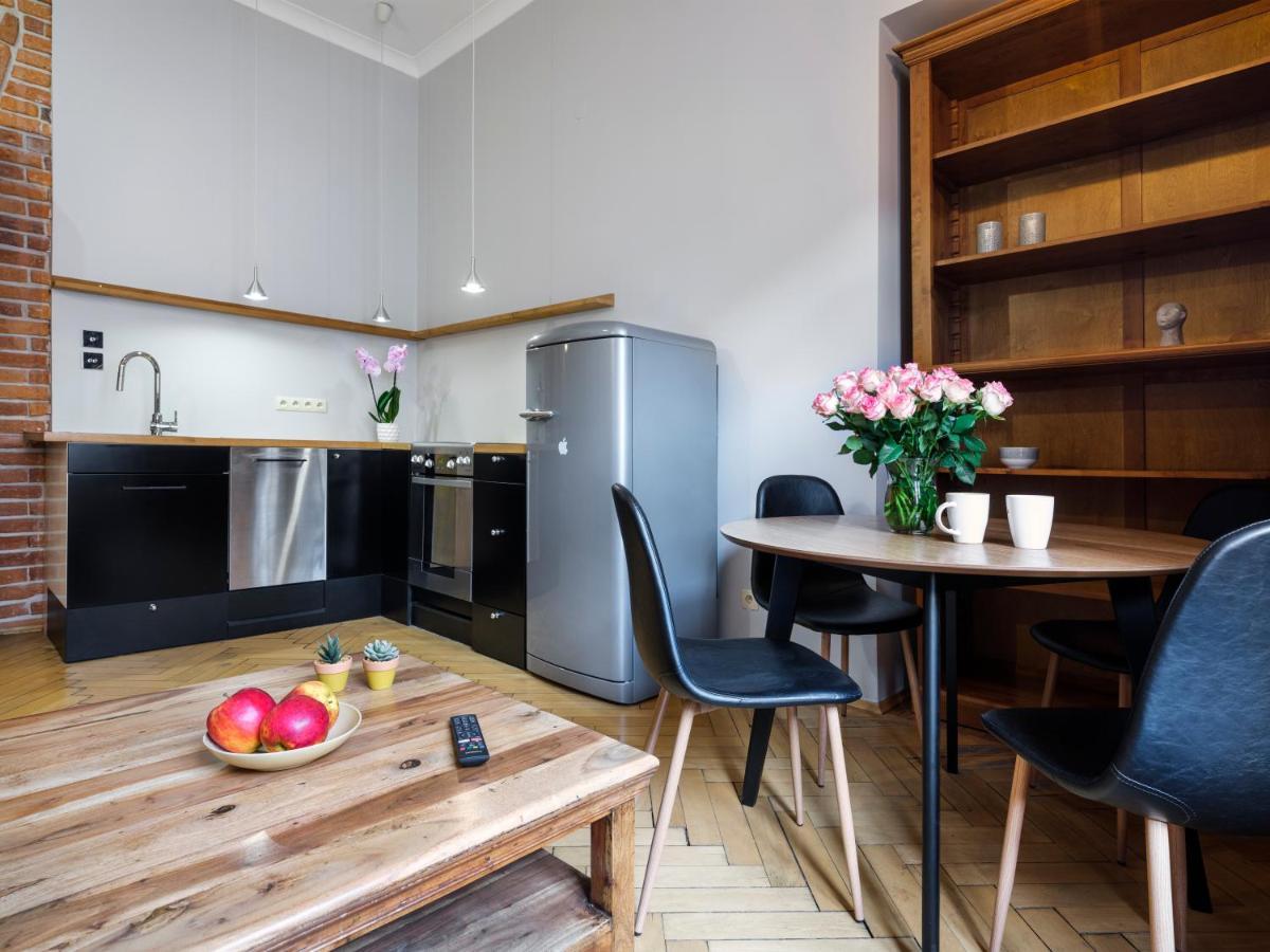 Cracwow Market Squere Apartment Krakow Luaran gambar