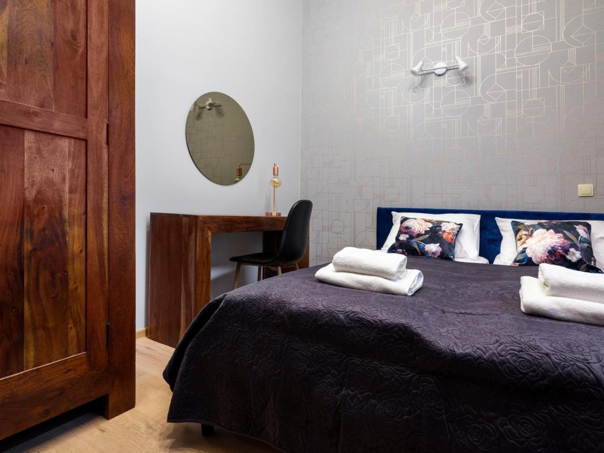 Cracwow Market Squere Apartment Krakow Luaran gambar